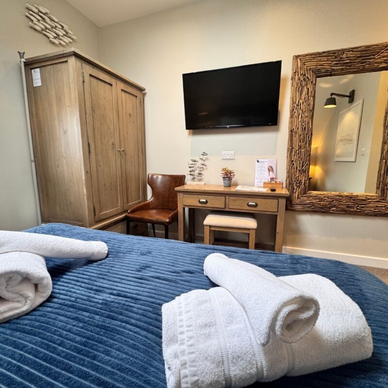 Appledore The Waterfront Inn Bed & Breakfast Image