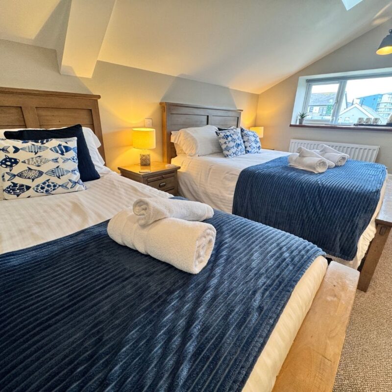 Clovelly The Waterfront Inn Bed & Breakfast Image