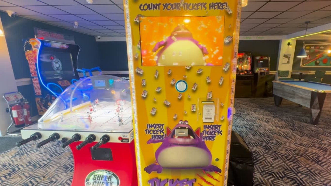 The Pier House Games Room Image 8